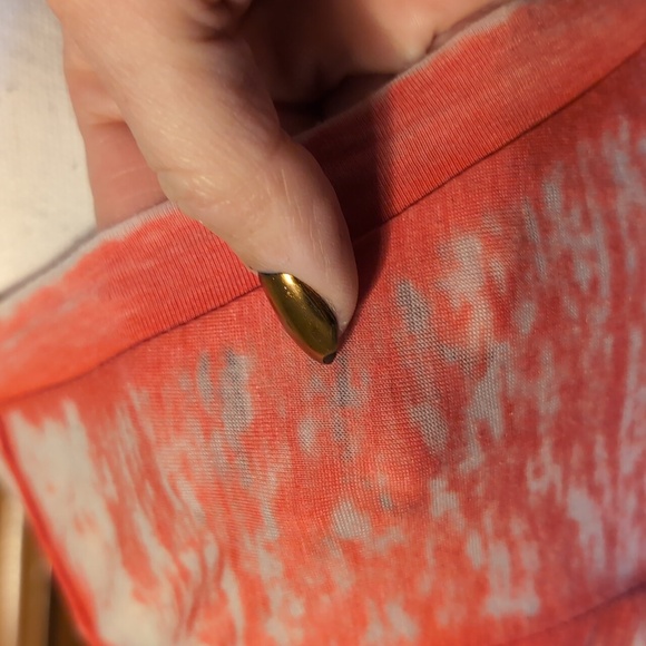 WISCONSIN BADGERS Burnout Short Sleeve College T-Shirt - Picture 8 of 10